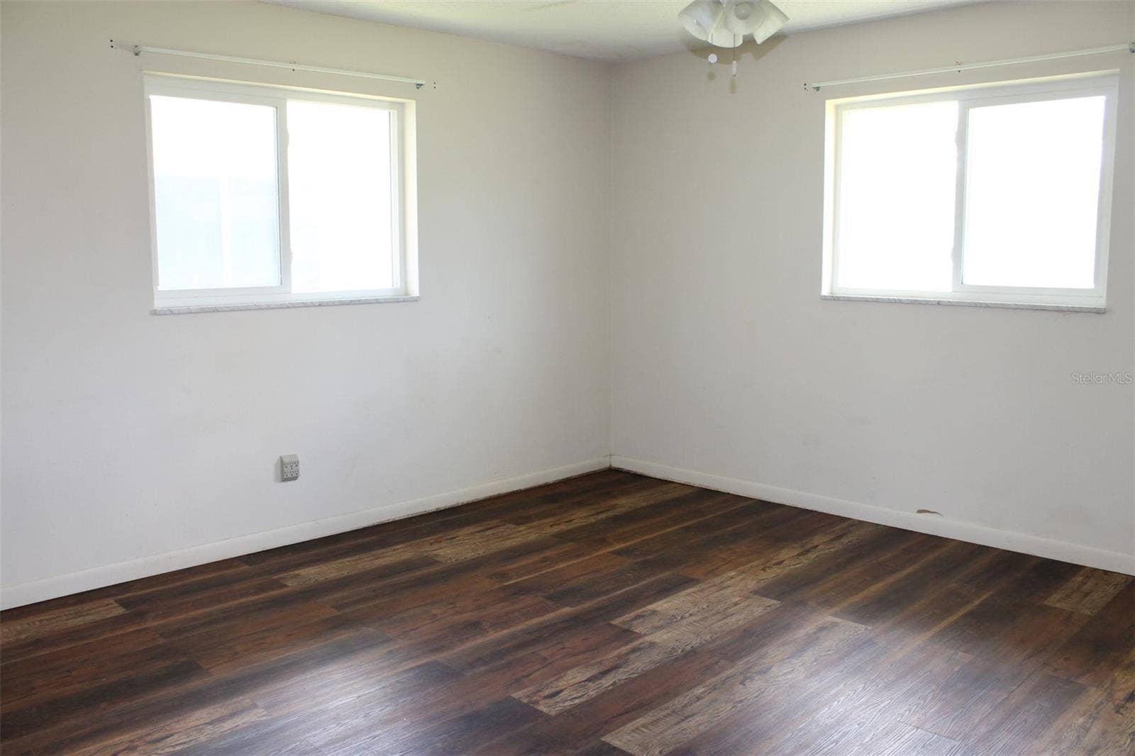 9510 45TH STREET N, Pinellas Park, FL 33782 Primary Bed