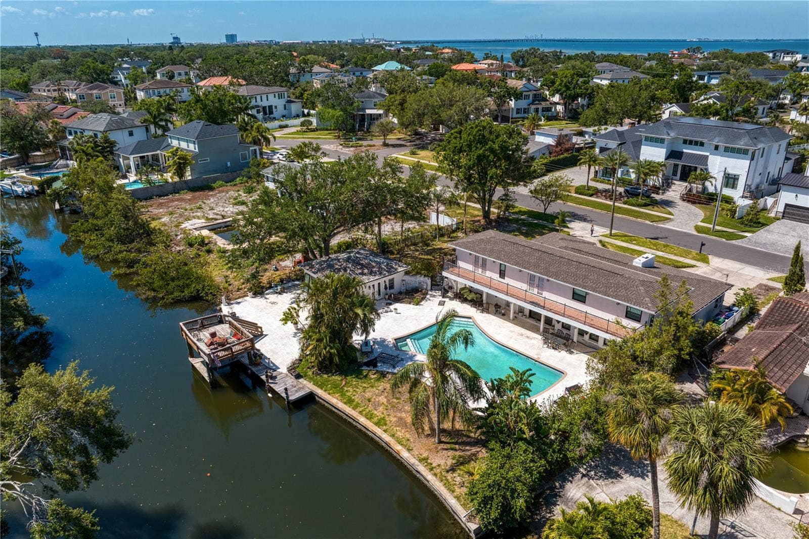 2614 S DUNDEE STREET, Tampa, FL 33629