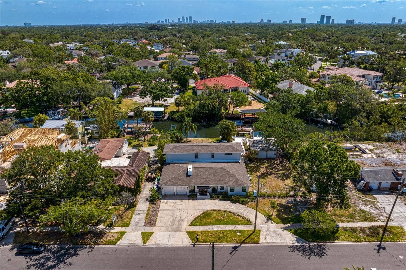 2614 S DUNDEE STREET, Tampa, FL 33629