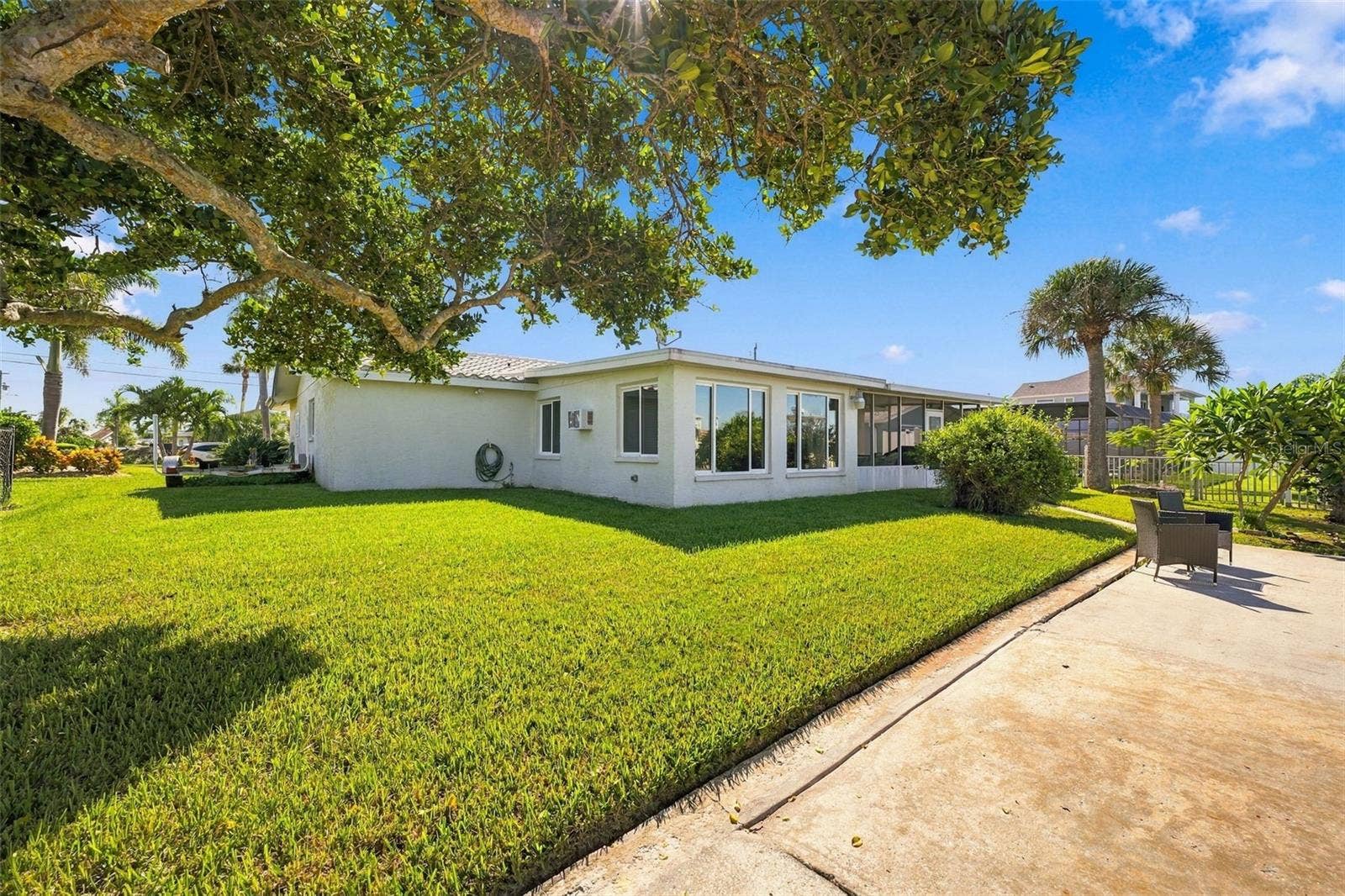 Large yard - well maintained.  Room for a pool!  - Sunsets that amaze