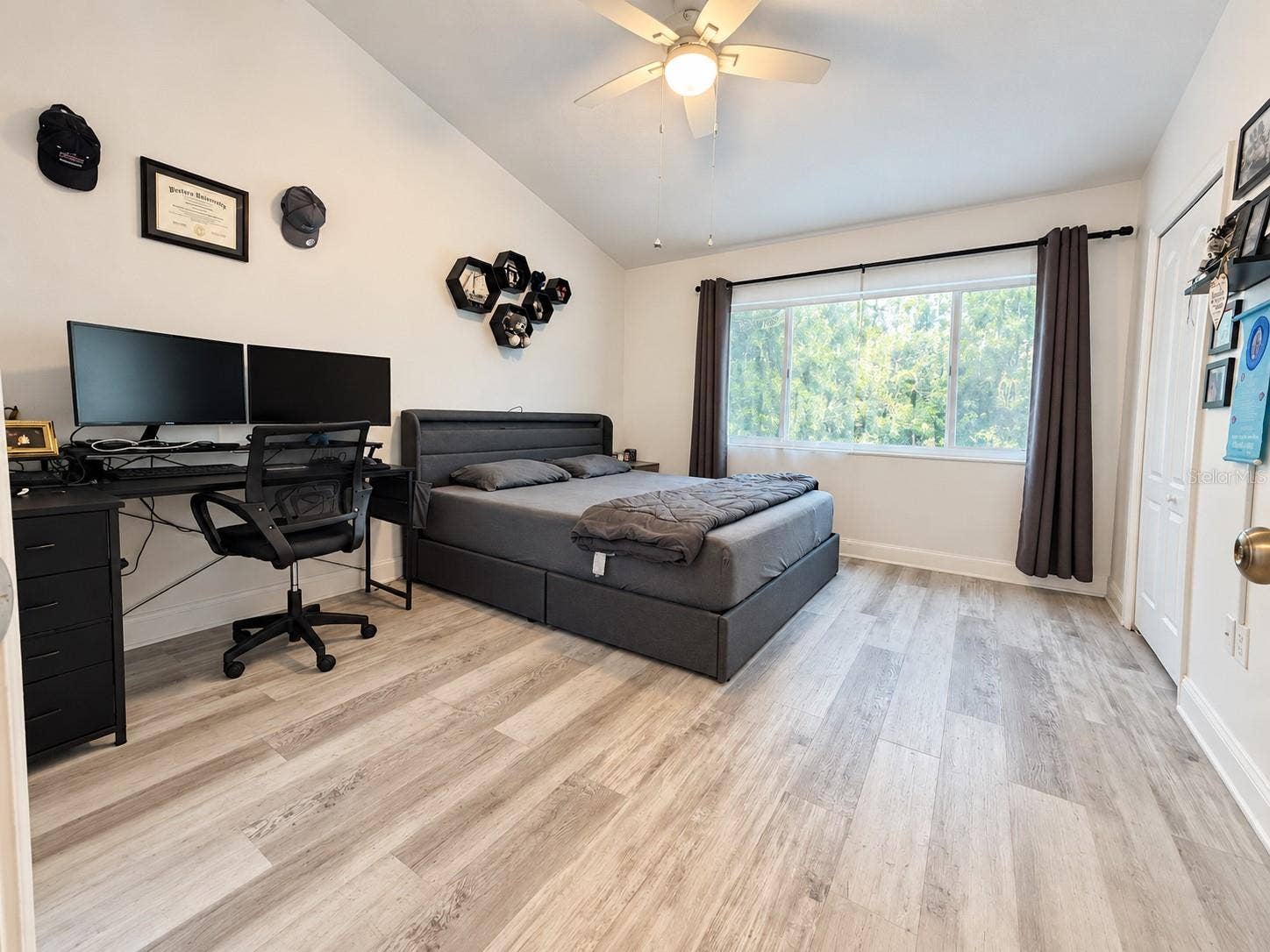 2334 LAKE WOODBERRY CIRCLE, Brandon, FL 33510 2334 LAKE WOODBERRY CIRCLE, Brandon, FL 33510