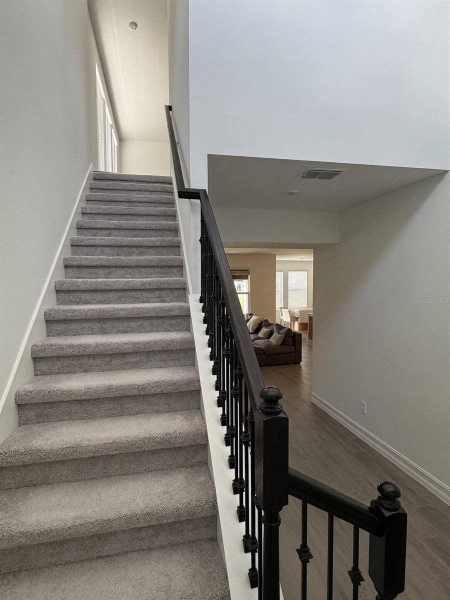 18125 SERENE LAKE LOOP, Lutz, FL 33548 18125 SERENE LAKE LOOP, Lutz, FL 33548