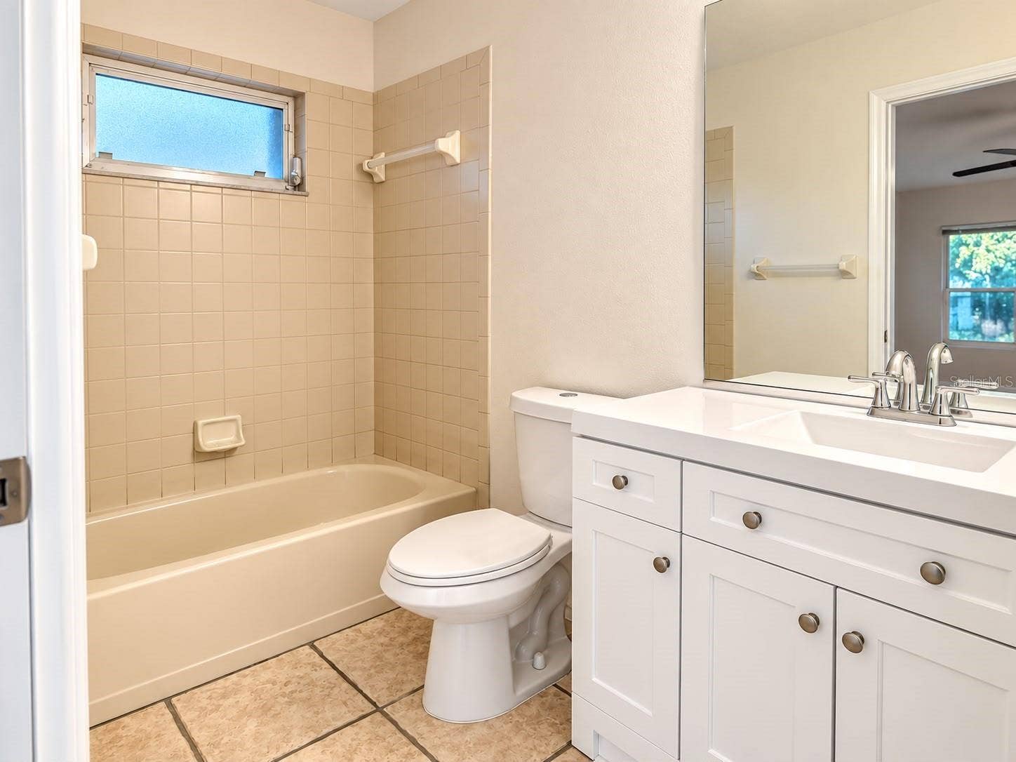 131 49TH COURT E, Palmetto, FL 34221 131 49TH COURT E, Palmetto, FL 34221