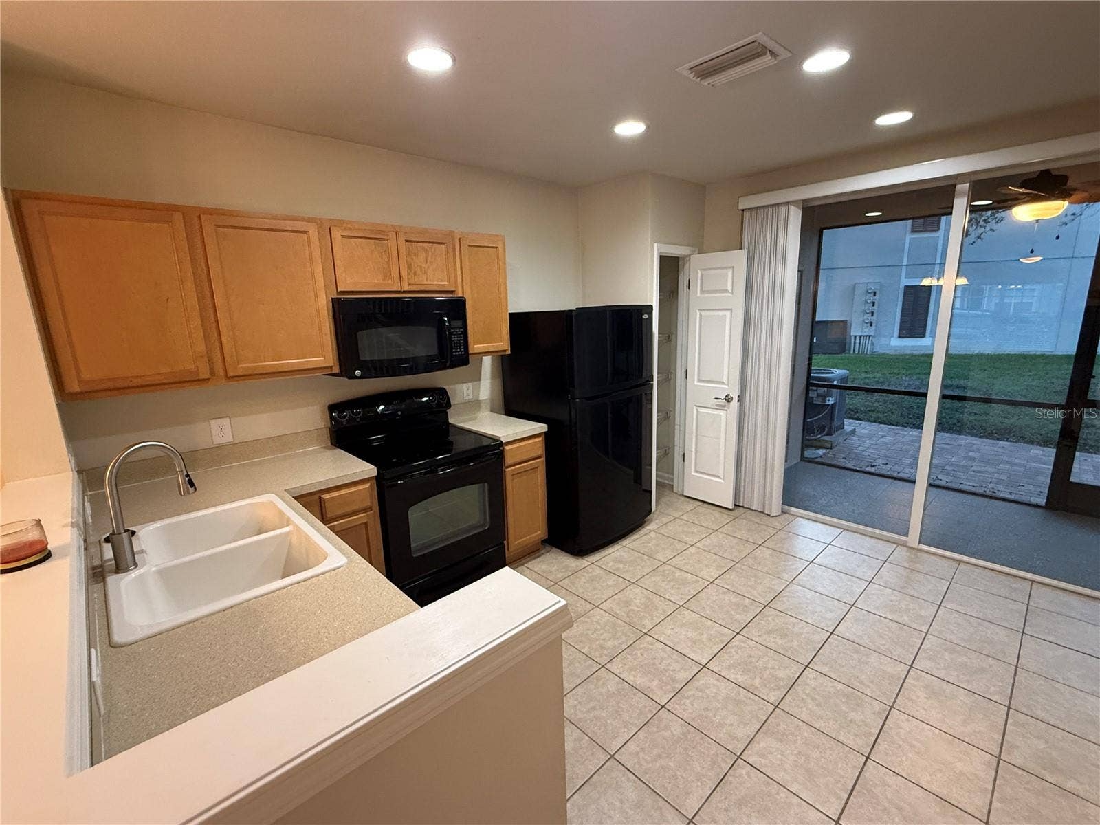 10406 WESTPARK PRESERVE BOULEVARD, Tampa, FL 33625 10406 WESTPARK PRESERVE BOULEVARD, Tampa, FL 33625
