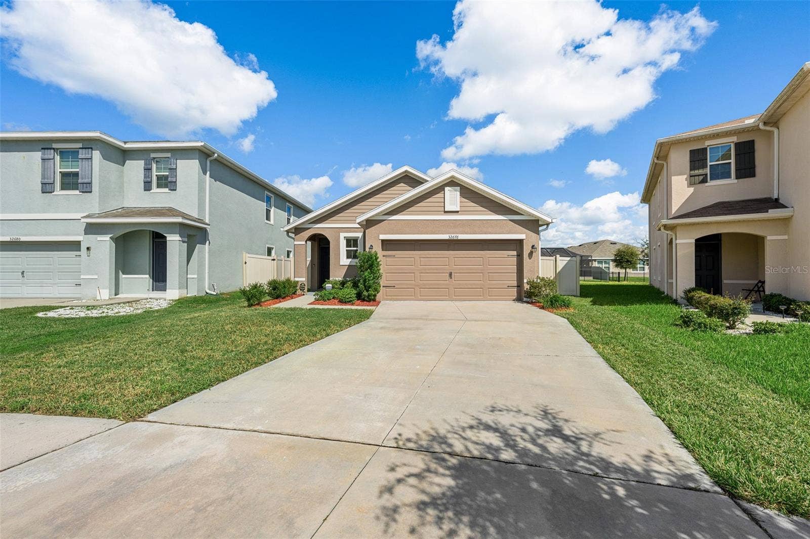 32676 CANYONLANDS DRIVE, Wesley Chapel, FL 33543 32676 CANYONLANDS DRIVE, Wesley Chapel, FL 33543