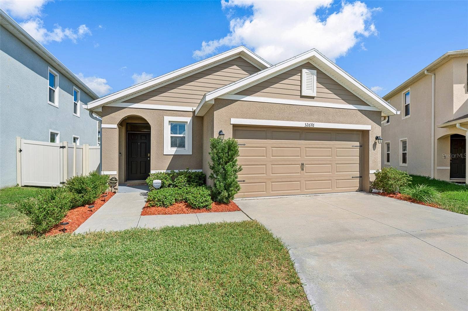 32676 CANYONLANDS DRIVE, Wesley Chapel, FL 33543 32676 CANYONLANDS DRIVE, Wesley Chapel, FL 33543