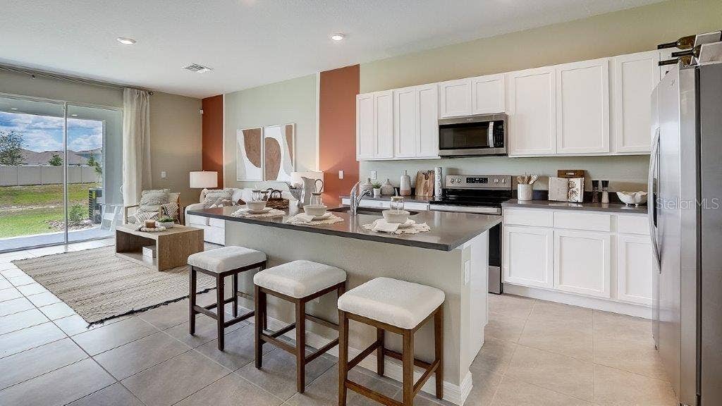 11111 TREASURE SWALE WAY, Land O Lakes, FL 34638