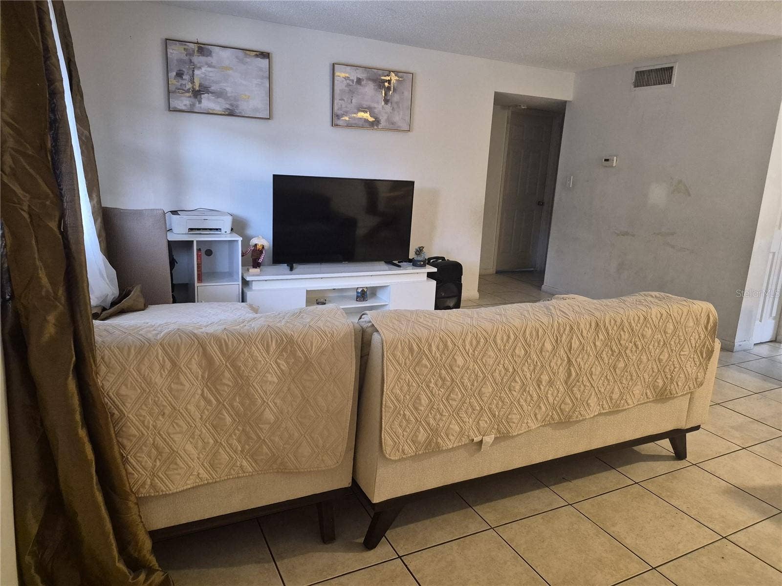 202 POINSETTIA PINE COURT, #202, Tampa, FL 33612 202 POINSETTIA PINE COURT, #202, Tampa, FL 33612