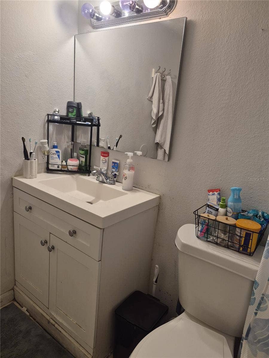 202 POINSETTIA PINE COURT, #202, Tampa, FL 33612 202 POINSETTIA PINE COURT, #202, Tampa, FL 33612
