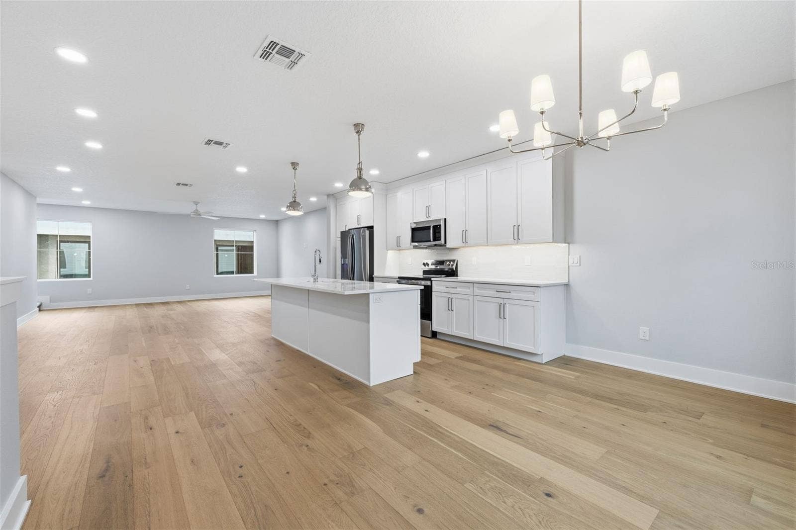 4208 W CARMEN STREET, #C, Tampa, FL 33609 4208 W CARMEN STREET, #C, Tampa, FL 33609