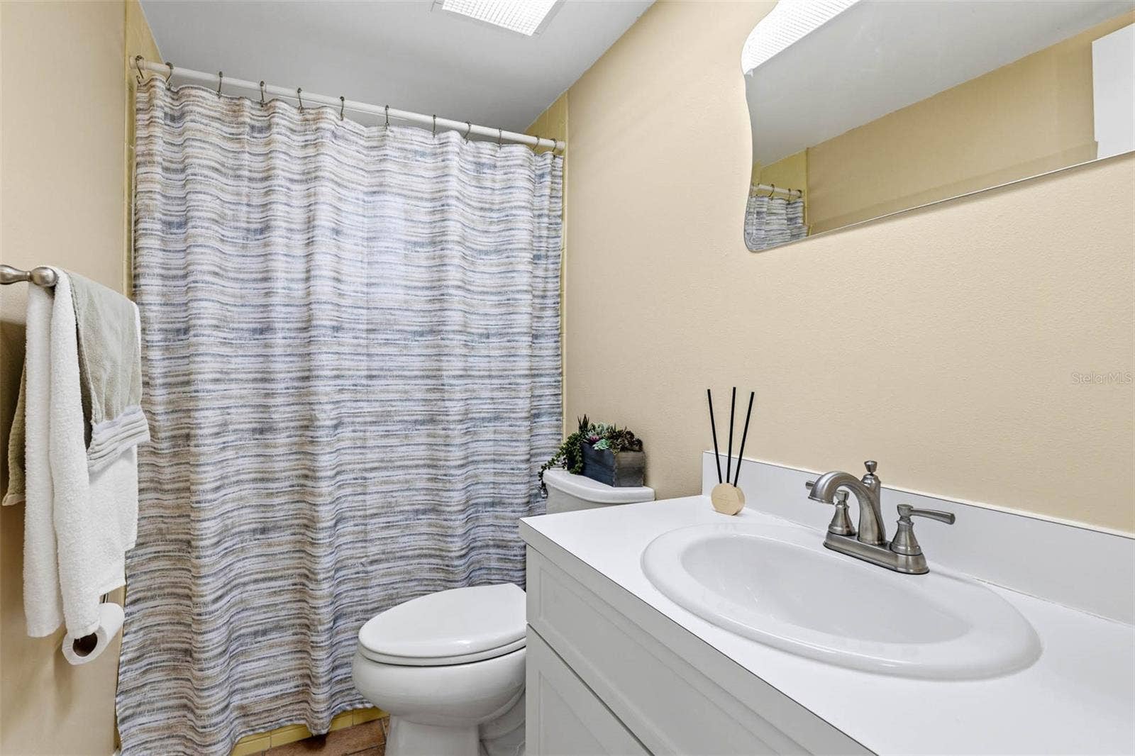 3427 GLOSSY IBIS CT, Palm Harbor, FL 34683 3427 GLOSSY IBIS CT, Palm Harbor, FL 34683