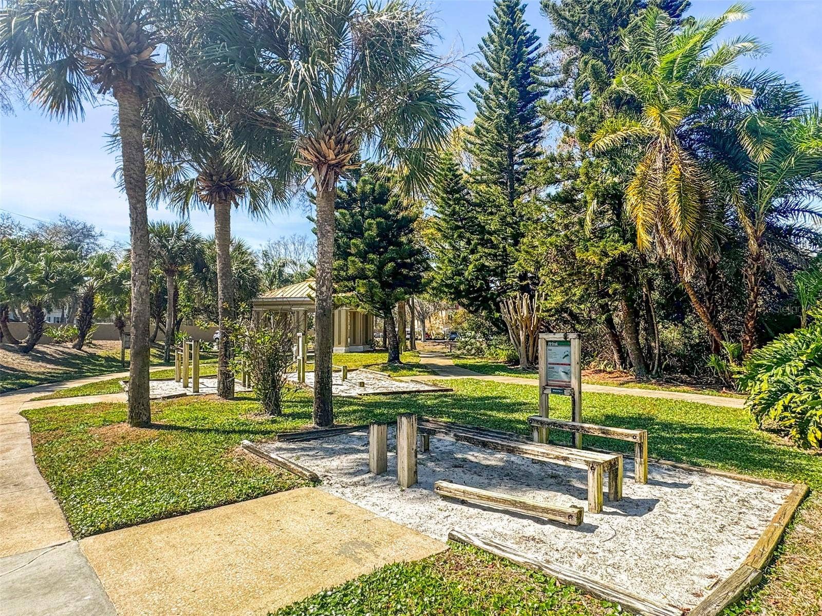 2000 WORLD PARKWAY BOULEVARD, #2, Clearwater, FL 33763 2000 WORLD PARKWAY BOULEVARD, #2, Clearwater, FL 33763