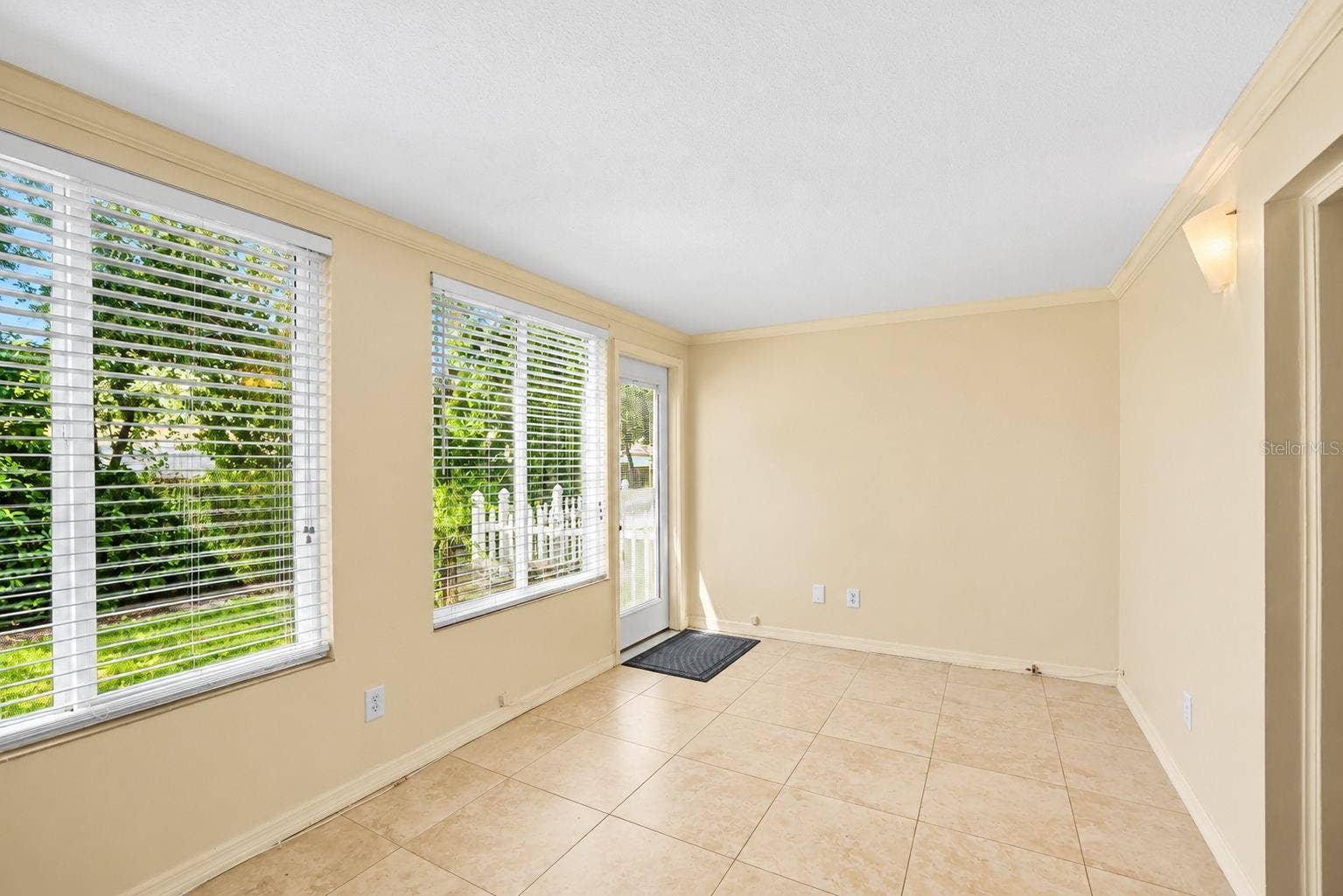 2000 WORLD PARKWAY BOULEVARD, #2, Clearwater, FL 33763 2000 WORLD PARKWAY BOULEVARD, #2, Clearwater, FL 33763