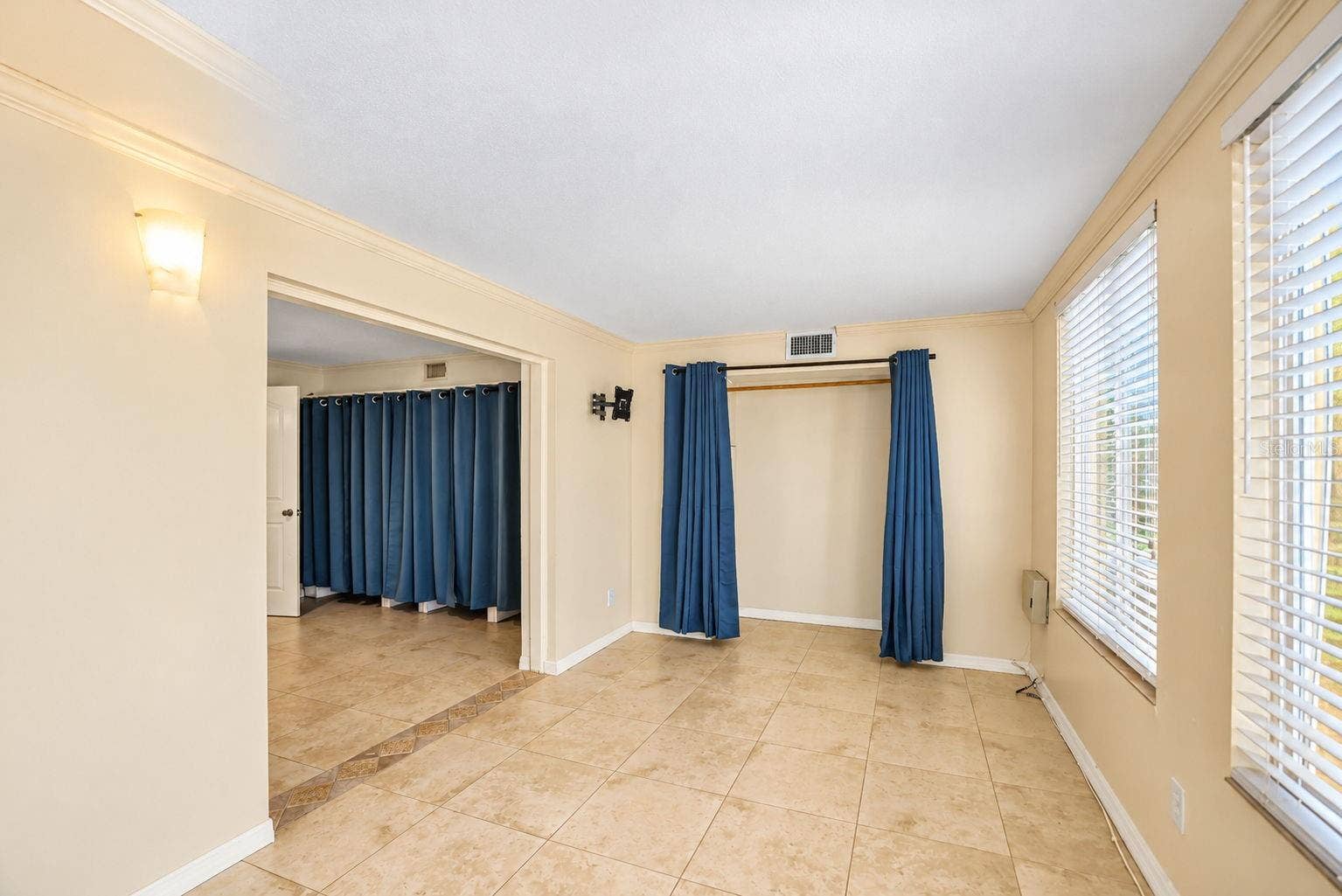 2000 WORLD PARKWAY BOULEVARD, #2, Clearwater, FL 33763 2000 WORLD PARKWAY BOULEVARD, #2, Clearwater, FL 33763