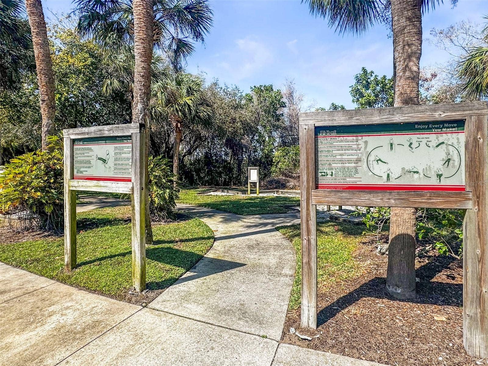 2000 WORLD PARKWAY BOULEVARD, #2, Clearwater, FL 33763 2000 WORLD PARKWAY BOULEVARD, #2, Clearwater, FL 33763