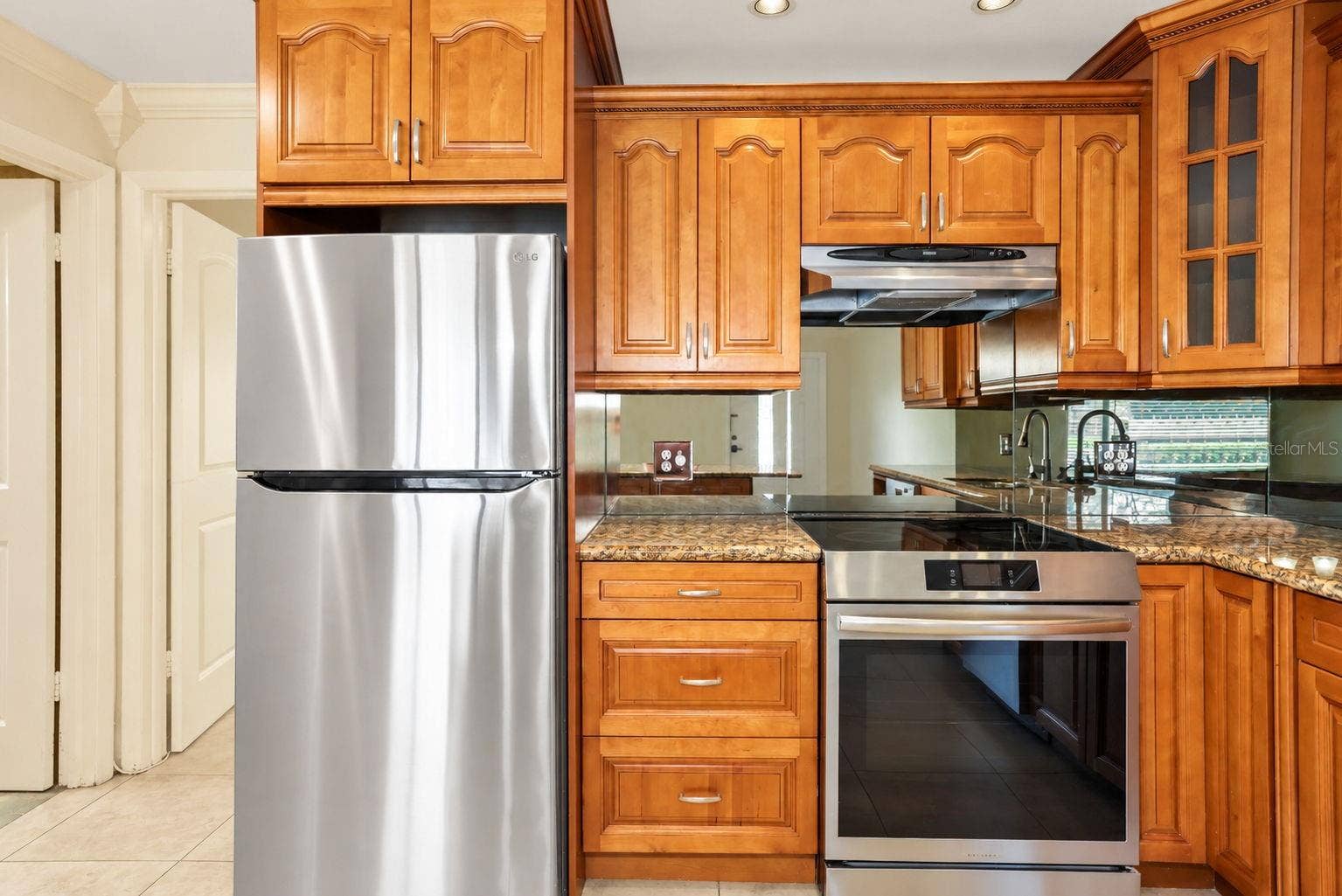 2000 WORLD PARKWAY BOULEVARD, #2, Clearwater, FL 33763 2000 WORLD PARKWAY BOULEVARD, #2, Clearwater, FL 33763