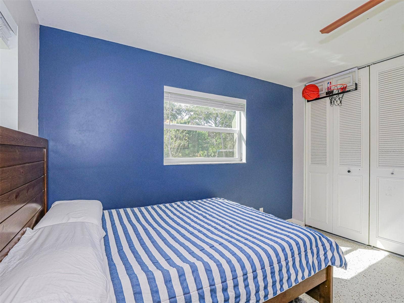 2755 6TH PLACE, Vero Beach, FL 32968 2755 6TH PLACE, Vero Beach, FL 32968