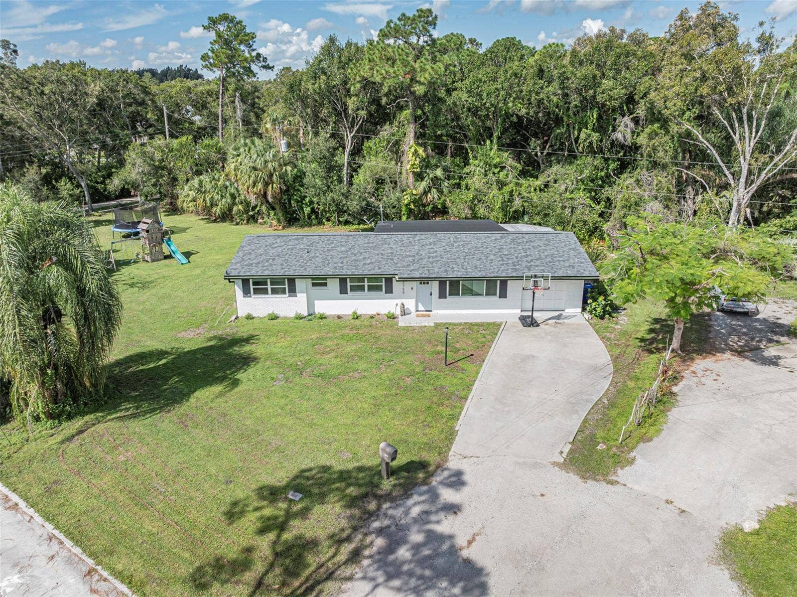2755 6TH PLACE, Vero Beach, FL 32968 2755 6TH PLACE, Vero Beach, FL 32968