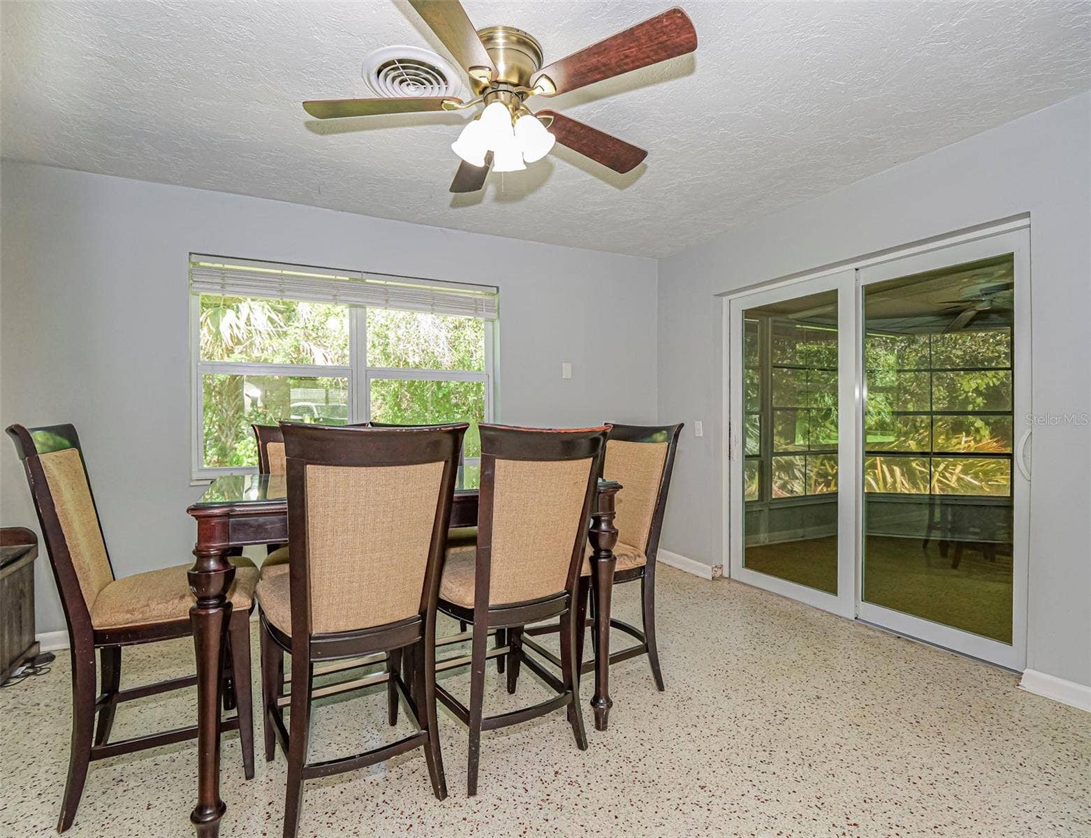 2755 6TH PLACE, Vero Beach, FL 32968 2755 6TH PLACE, Vero Beach, FL 32968