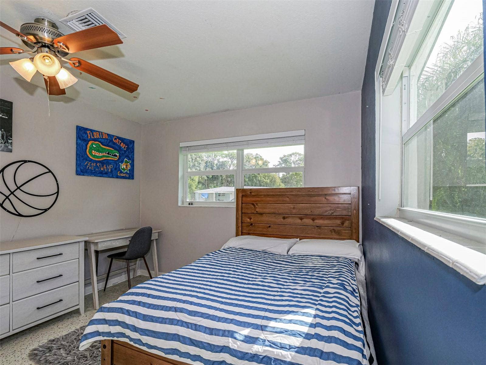 2755 6TH PLACE, Vero Beach, FL 32968 2755 6TH PLACE, Vero Beach, FL 32968