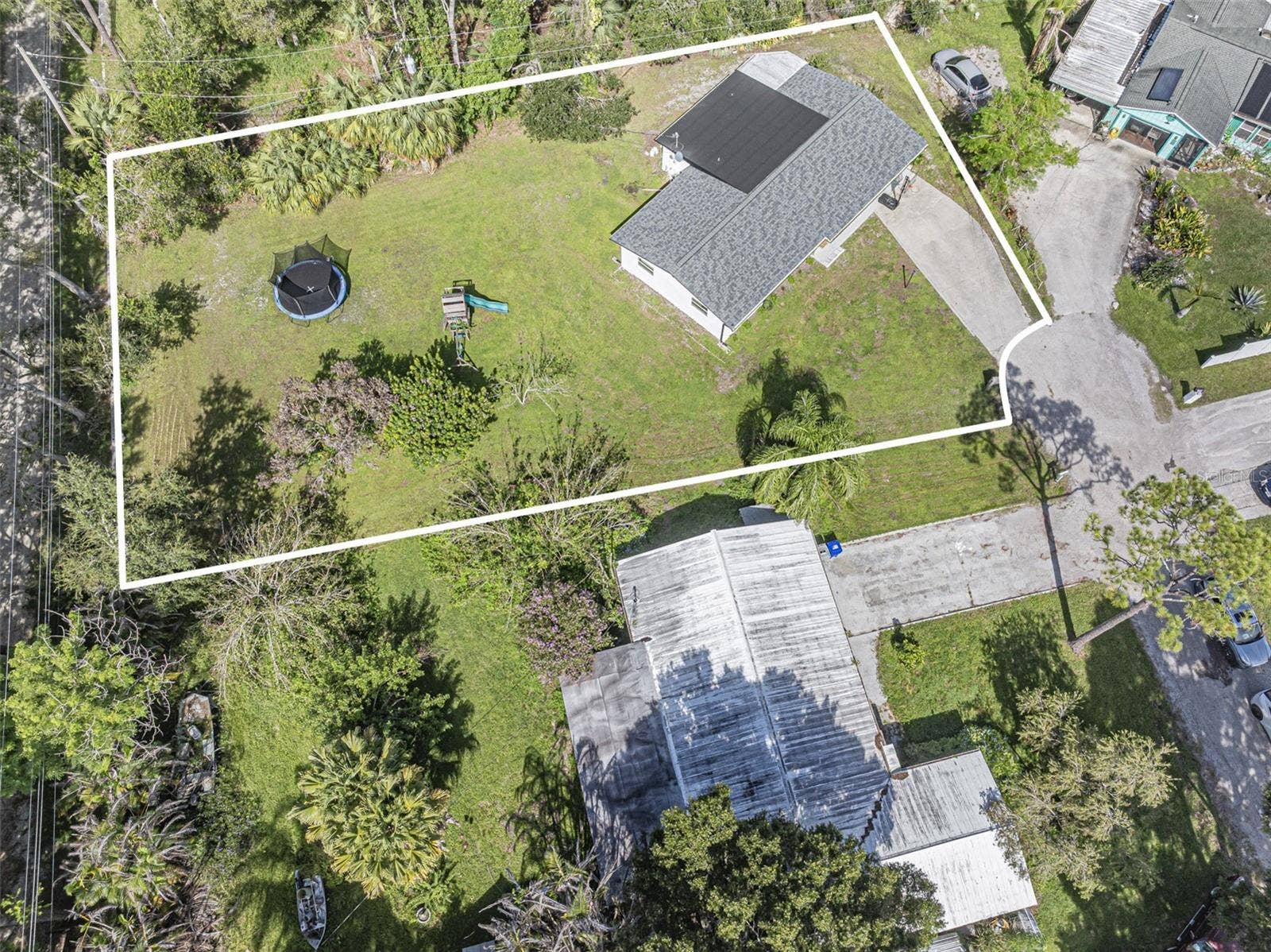 2755 6TH PLACE, Vero Beach, FL 32968 2755 6TH PLACE, Vero Beach, FL 32968