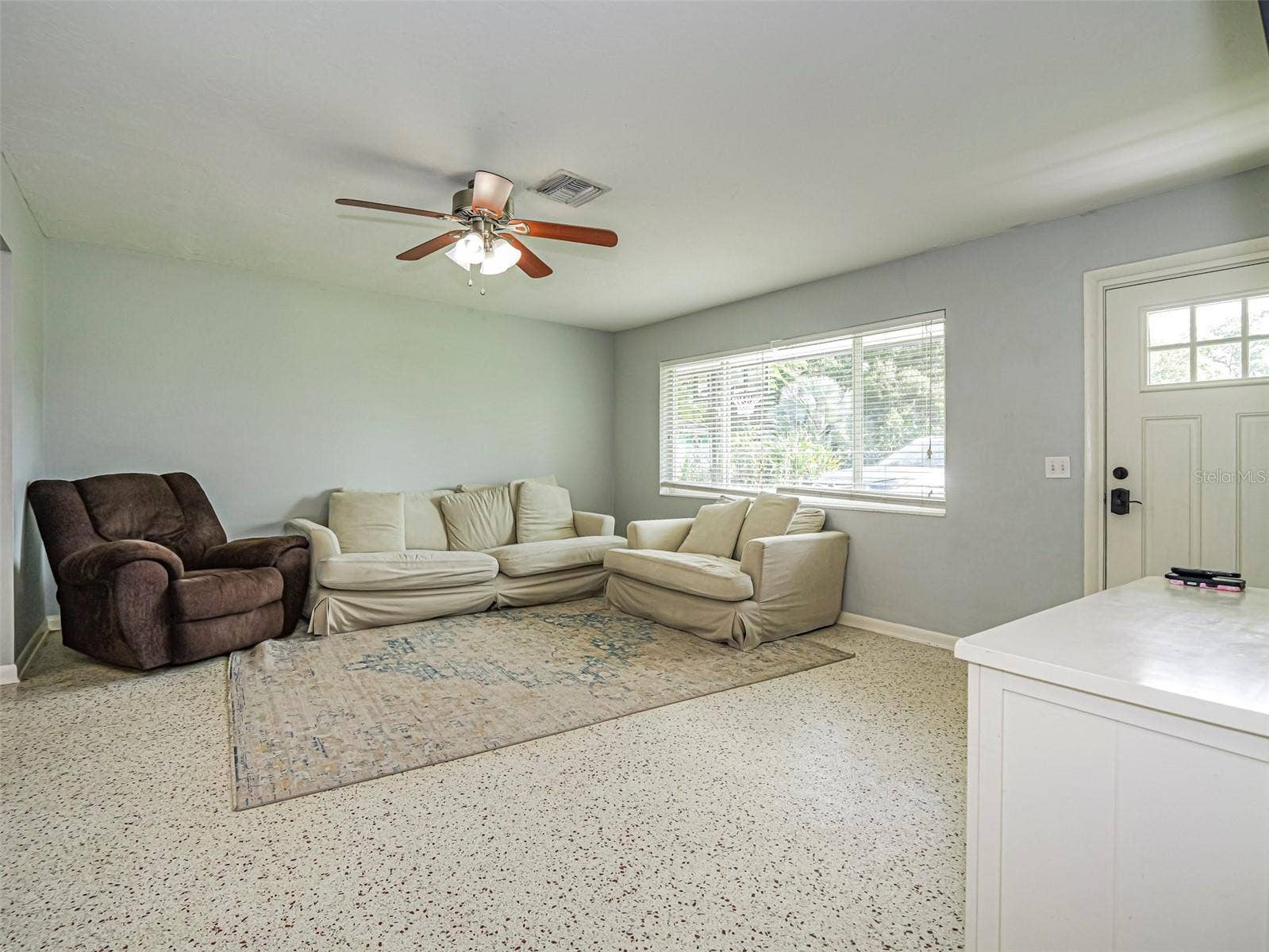 2755 6TH PLACE, Vero Beach, FL 32968 2755 6TH PLACE, Vero Beach, FL 32968