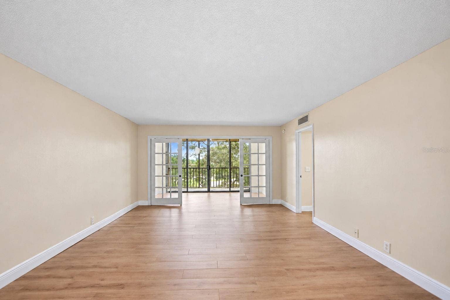 3062 EASTLAND BOULEVARD, #313, Clearwater, FL 33761 3062 EASTLAND BOULEVARD, #313, Clearwater, FL 33761