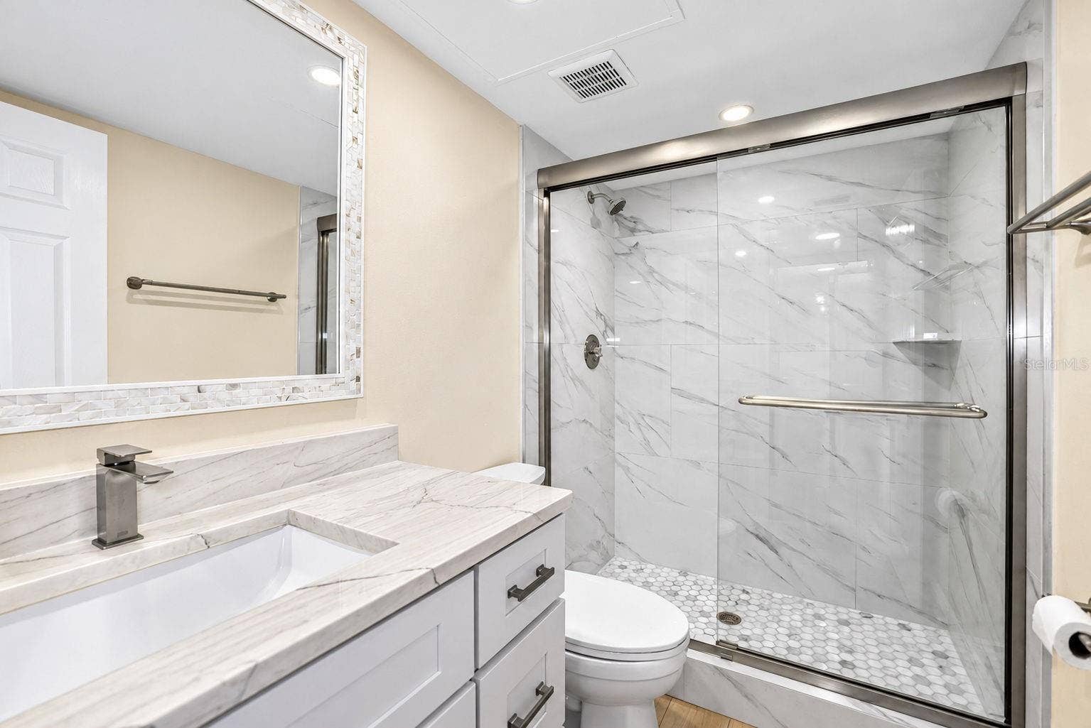 3062 EASTLAND BOULEVARD, #313, Clearwater, FL 33761 3062 EASTLAND BOULEVARD, #313, Clearwater, FL 33761