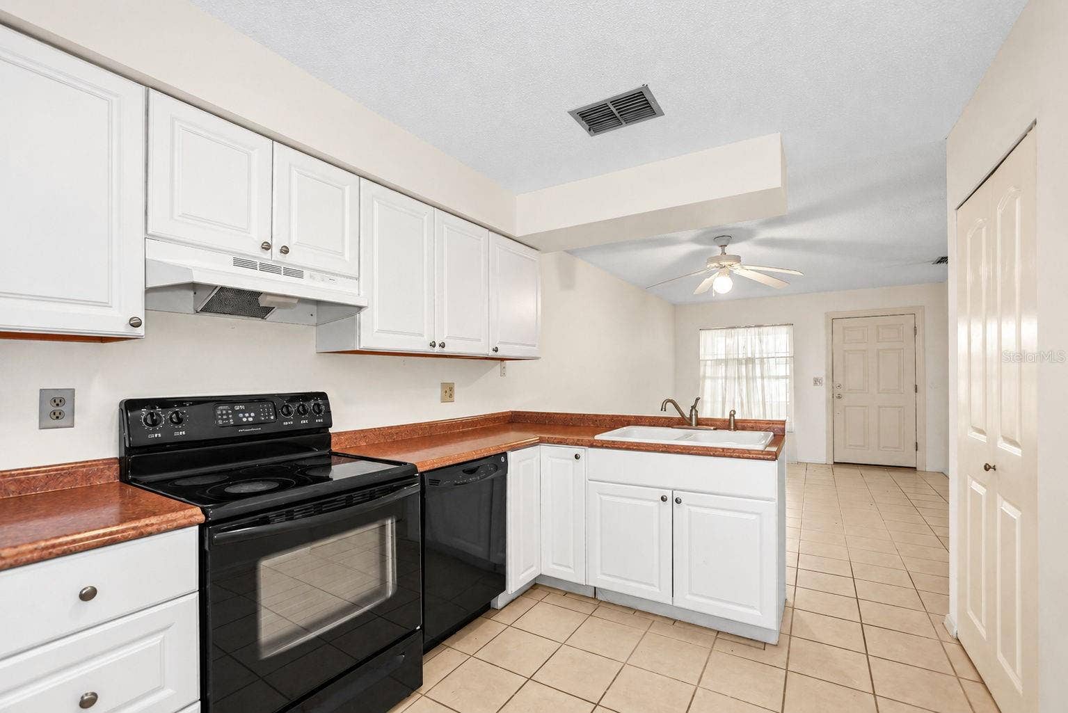 1111 TARRIDON COURT, #1111, Dunedin, FL 34698 1111 TARRIDON COURT, #1111, Dunedin, FL 34698