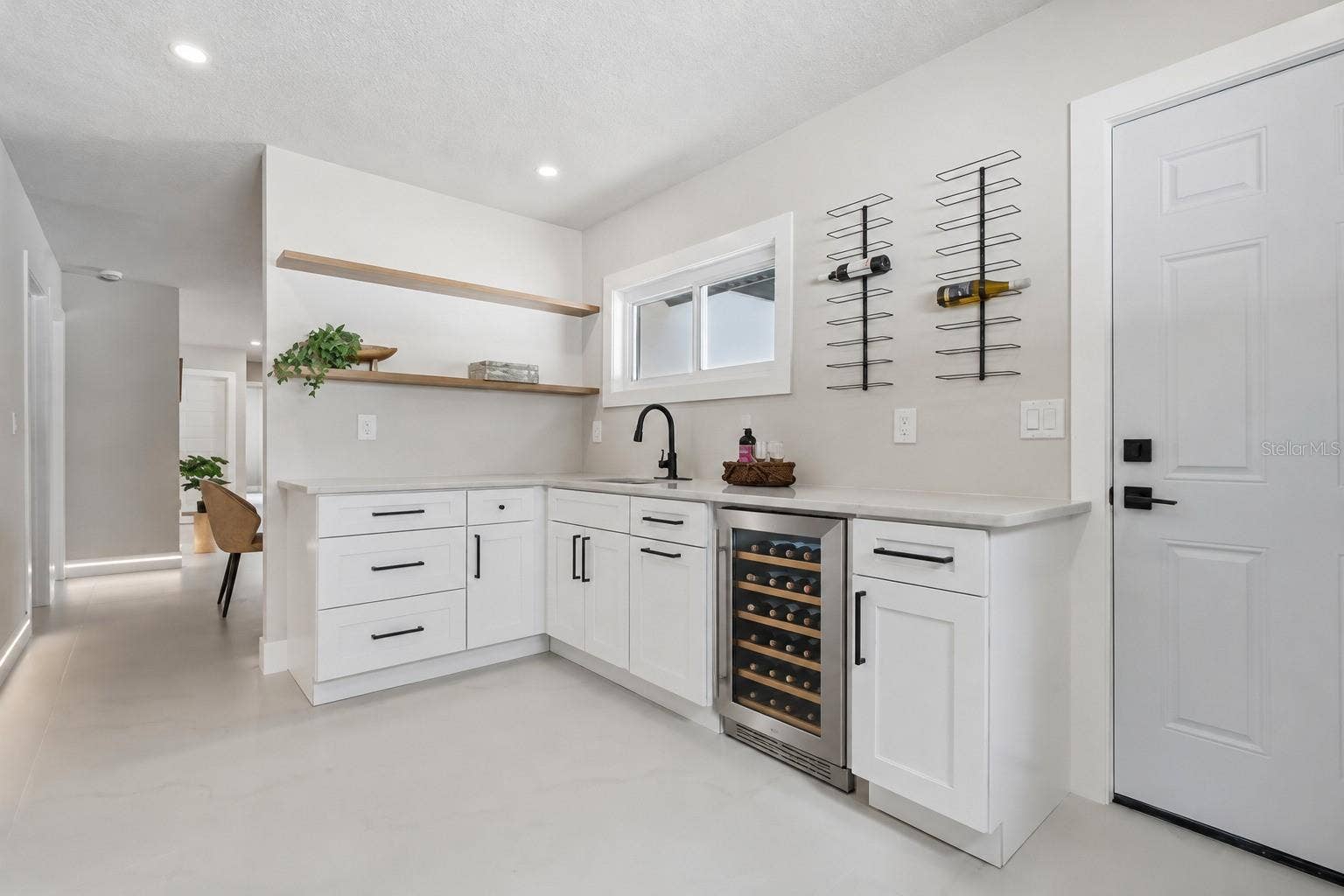 8605 JACKSON SPRINGS ROAD, Tampa, FL 33615