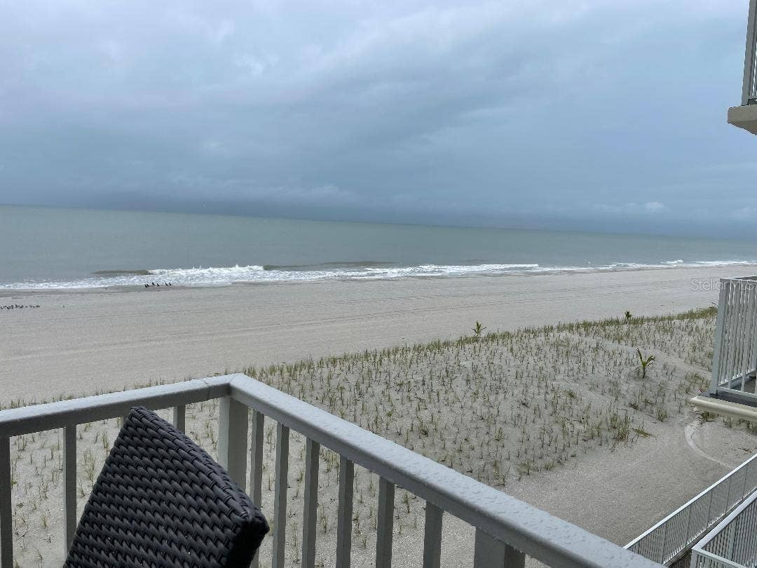 18650 GULF BOULEVARD, #304, Indian Shores, FL 33785 18650 GULF BOULEVARD, #304, Indian Shores, FL 33785
