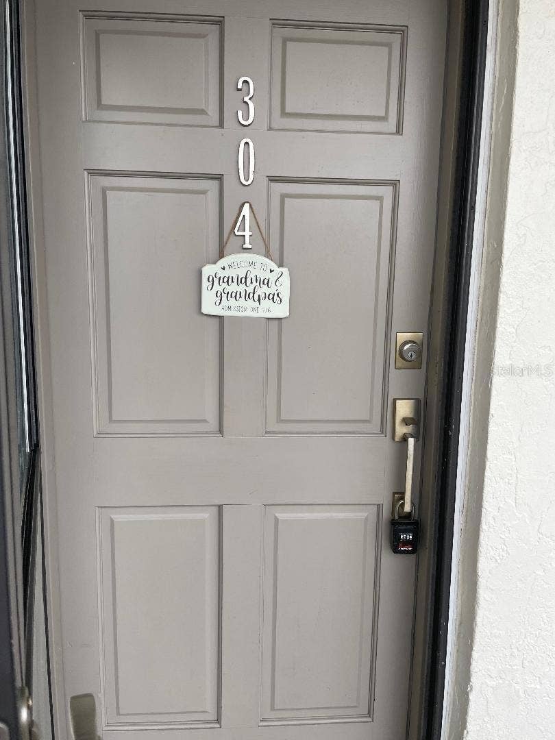 18650 GULF BOULEVARD, #304, Indian Shores, FL 33785 18650 GULF BOULEVARD, #304, Indian Shores, FL 33785