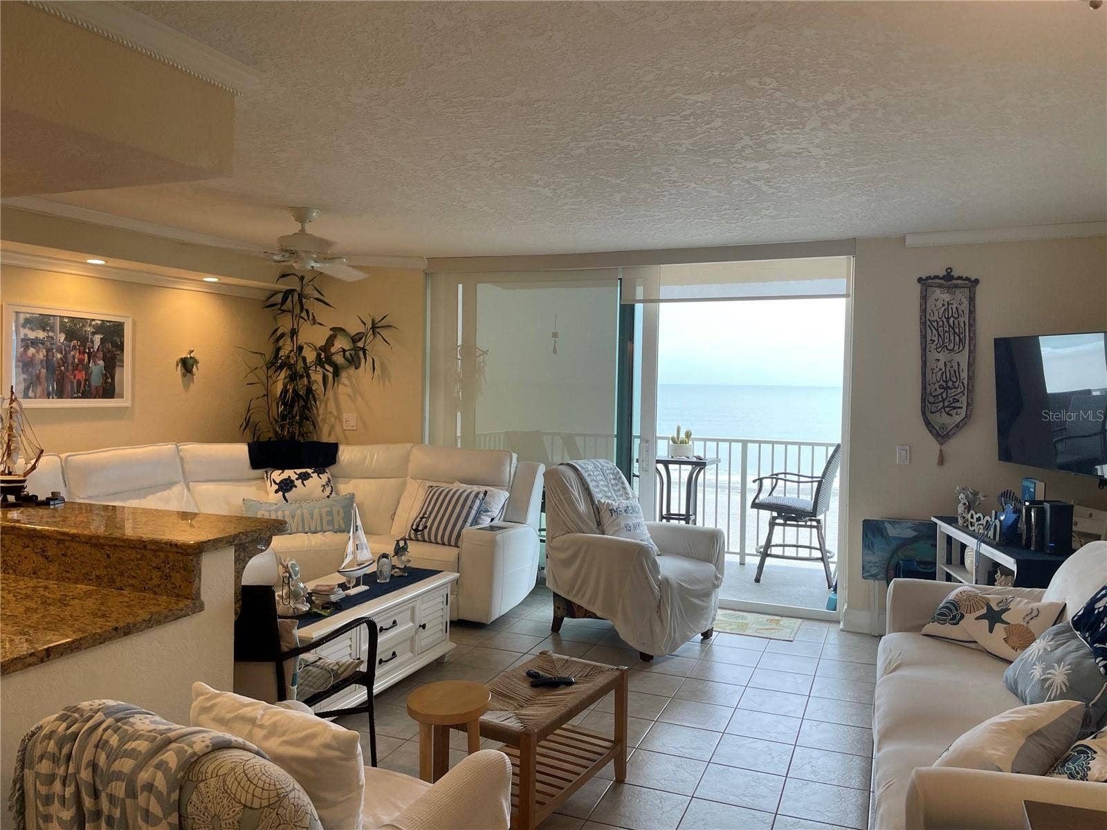 18650 GULF BOULEVARD, #304, Indian Shores, FL 33785 18650 GULF BOULEVARD, #304, Indian Shores, FL 33785