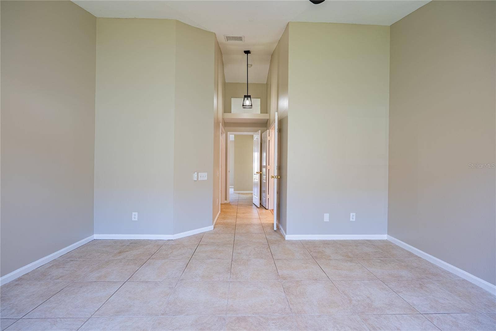 2022 SAMANTHA LANE, Valrico, FL 33594 2022 SAMANTHA LANE, Valrico, FL 33594