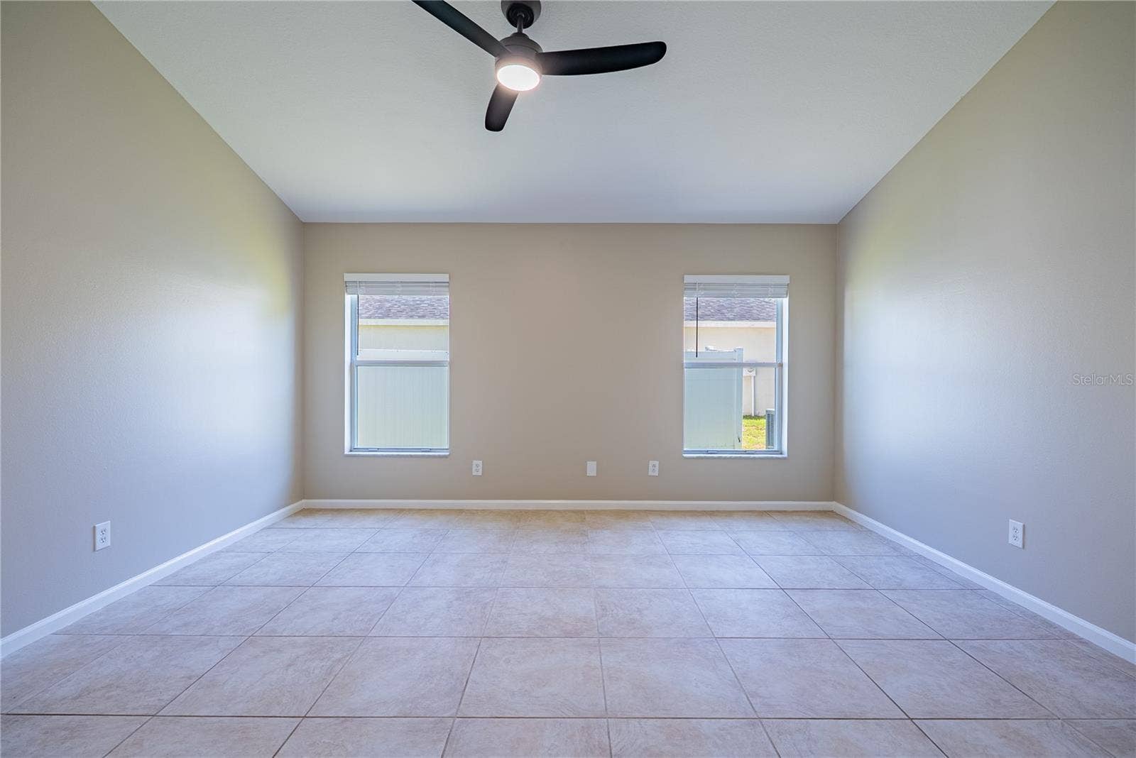 2022 SAMANTHA LANE, Valrico, FL 33594 2022 SAMANTHA LANE, Valrico, FL 33594