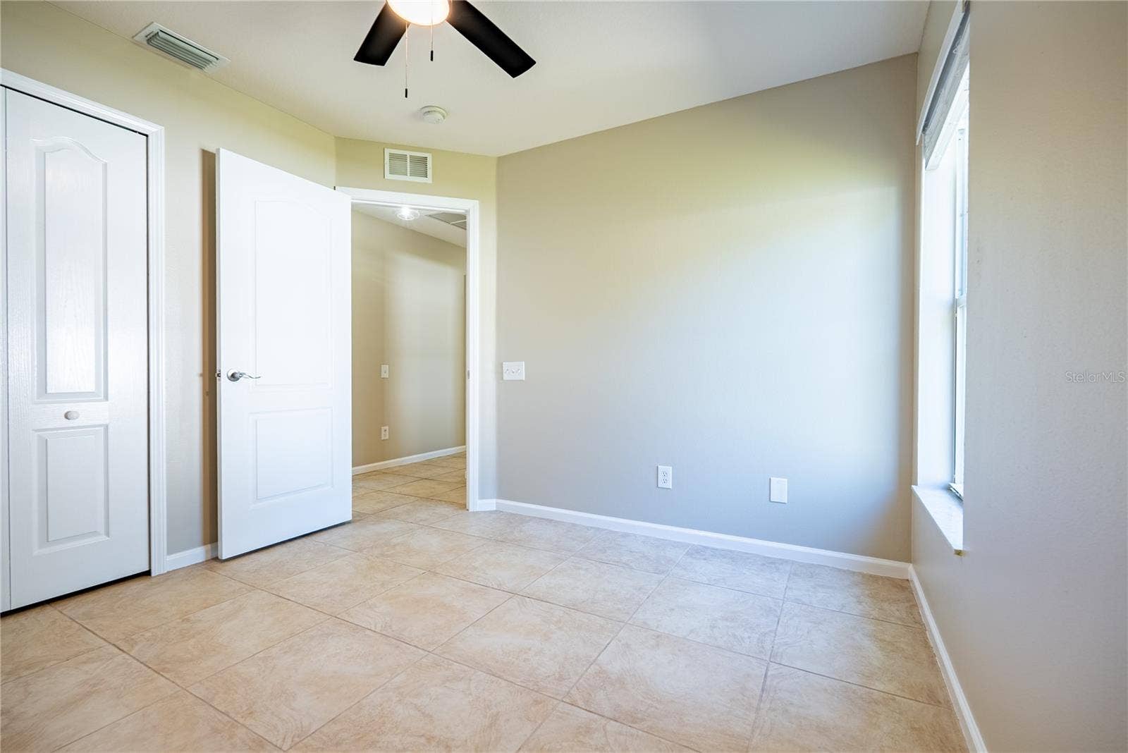 2022 SAMANTHA LANE, Valrico, FL 33594 2022 SAMANTHA LANE, Valrico, FL 33594