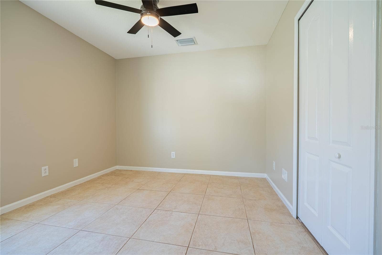 2022 SAMANTHA LANE, Valrico, FL 33594 2022 SAMANTHA LANE, Valrico, FL 33594