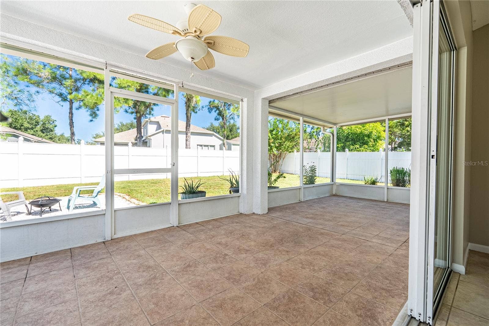 2022 SAMANTHA LANE, Valrico, FL 33594 2022 SAMANTHA LANE, Valrico, FL 33594