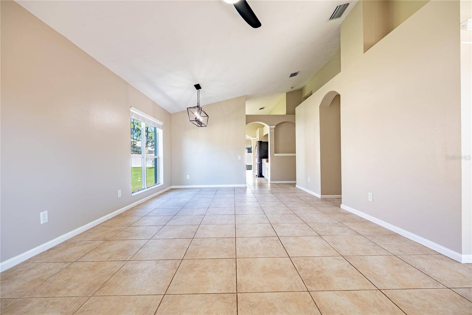 2022 SAMANTHA LANE, Valrico, FL 33594 2022 SAMANTHA LANE, Valrico, FL 33594