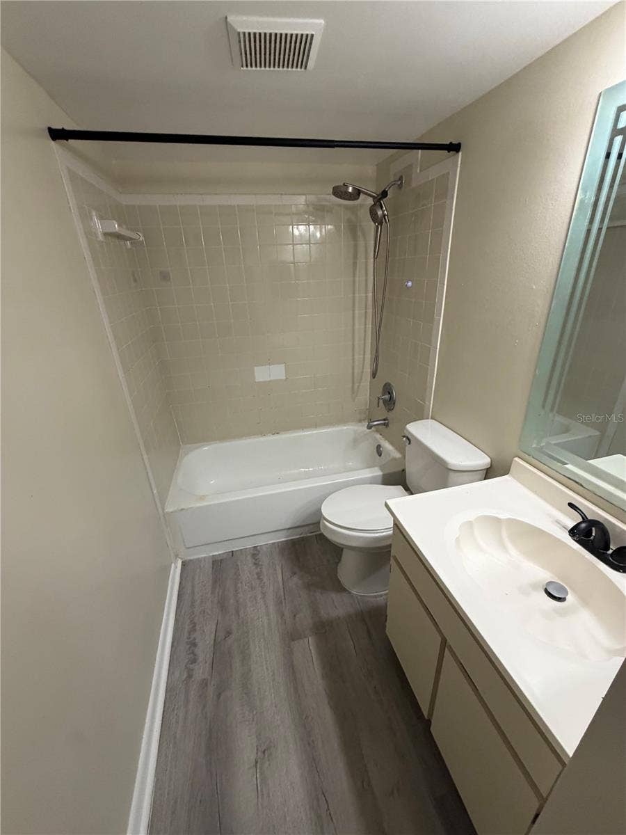 4022 OAK LIMB COURT, Tampa, FL 33614