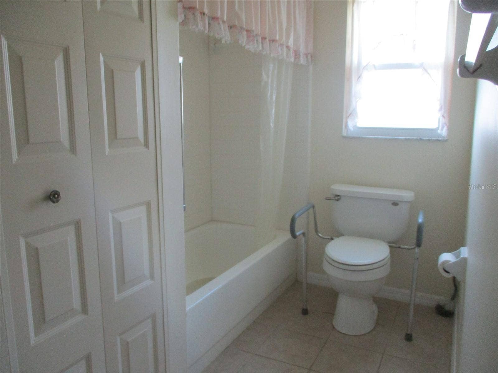 1703 CLOISTER DRIVE, Sun City Center, FL 33573 second bathroom