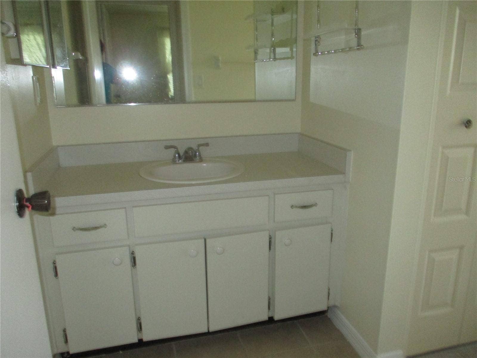1703 CLOISTER DRIVE, Sun City Center, FL 33573 second bathroom