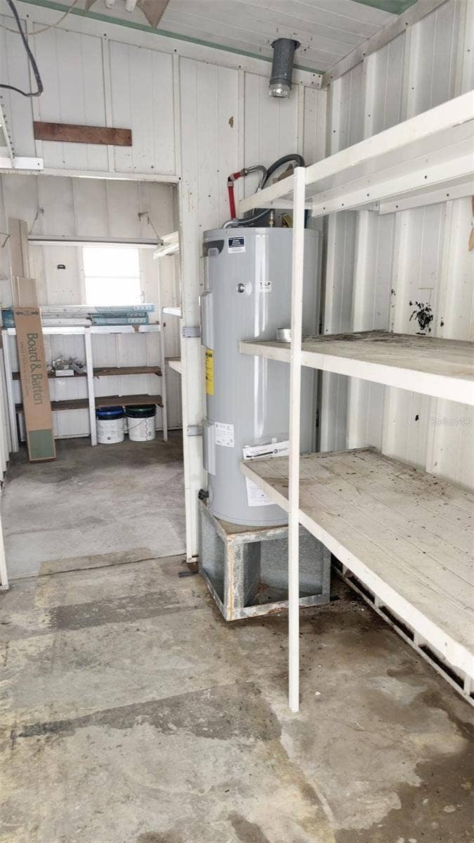 7173 MOUNT BRISTOL BOULEVARD NE, #458, St Petersburg, FL 33702 Large double shed