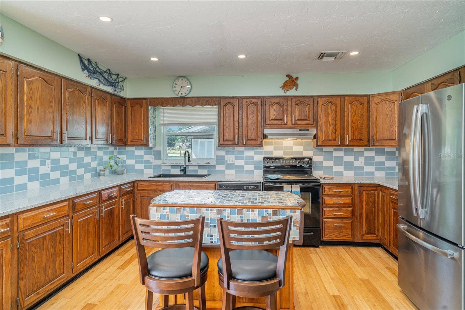 1305 GREENFIELD CIRCLE, Venice, FL 34292 Large kitchen