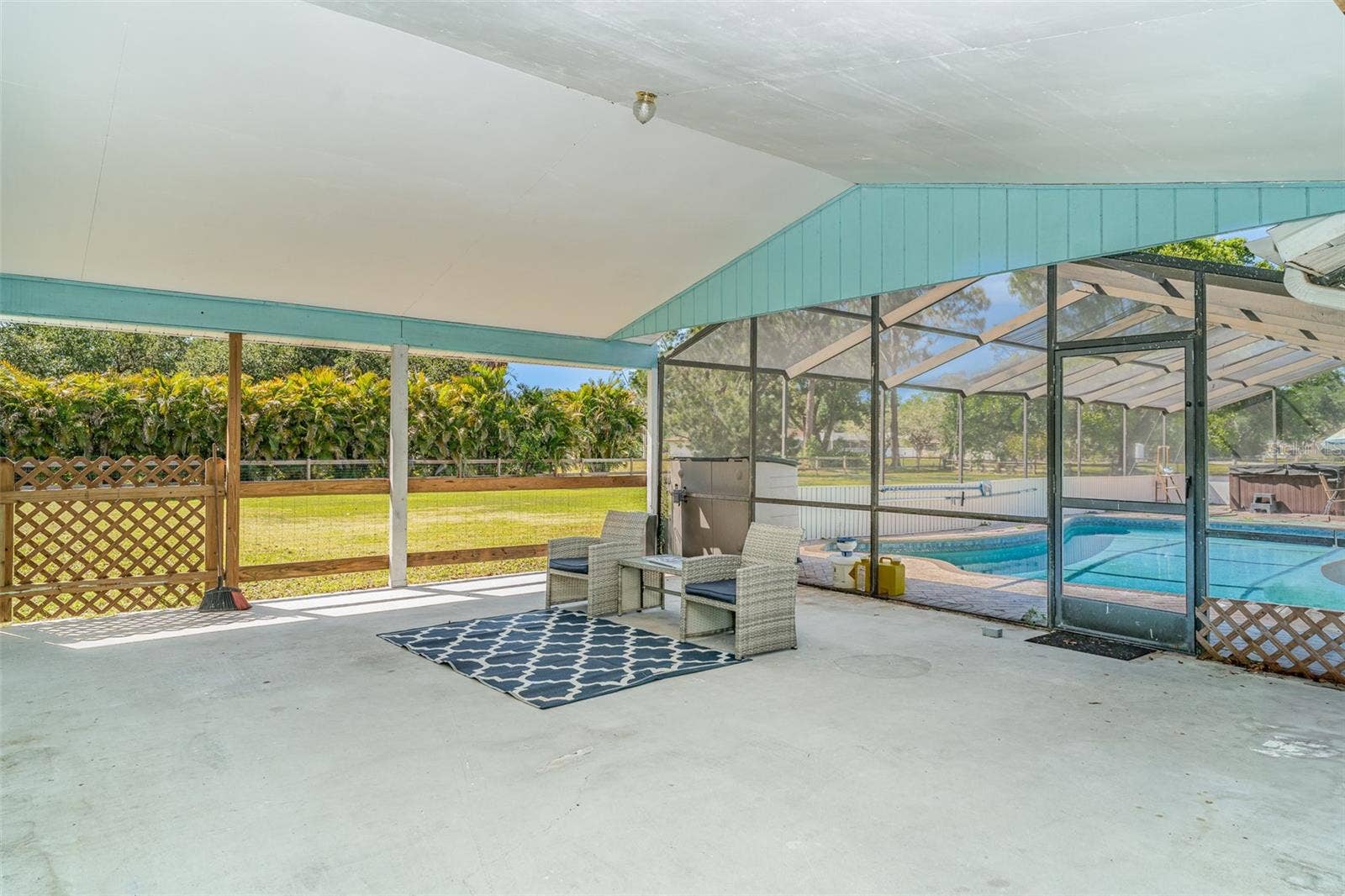 1305 GREENFIELD CIRCLE, Venice, FL 34292 1305 GREENFIELD CIRCLE, Venice, FL 34292