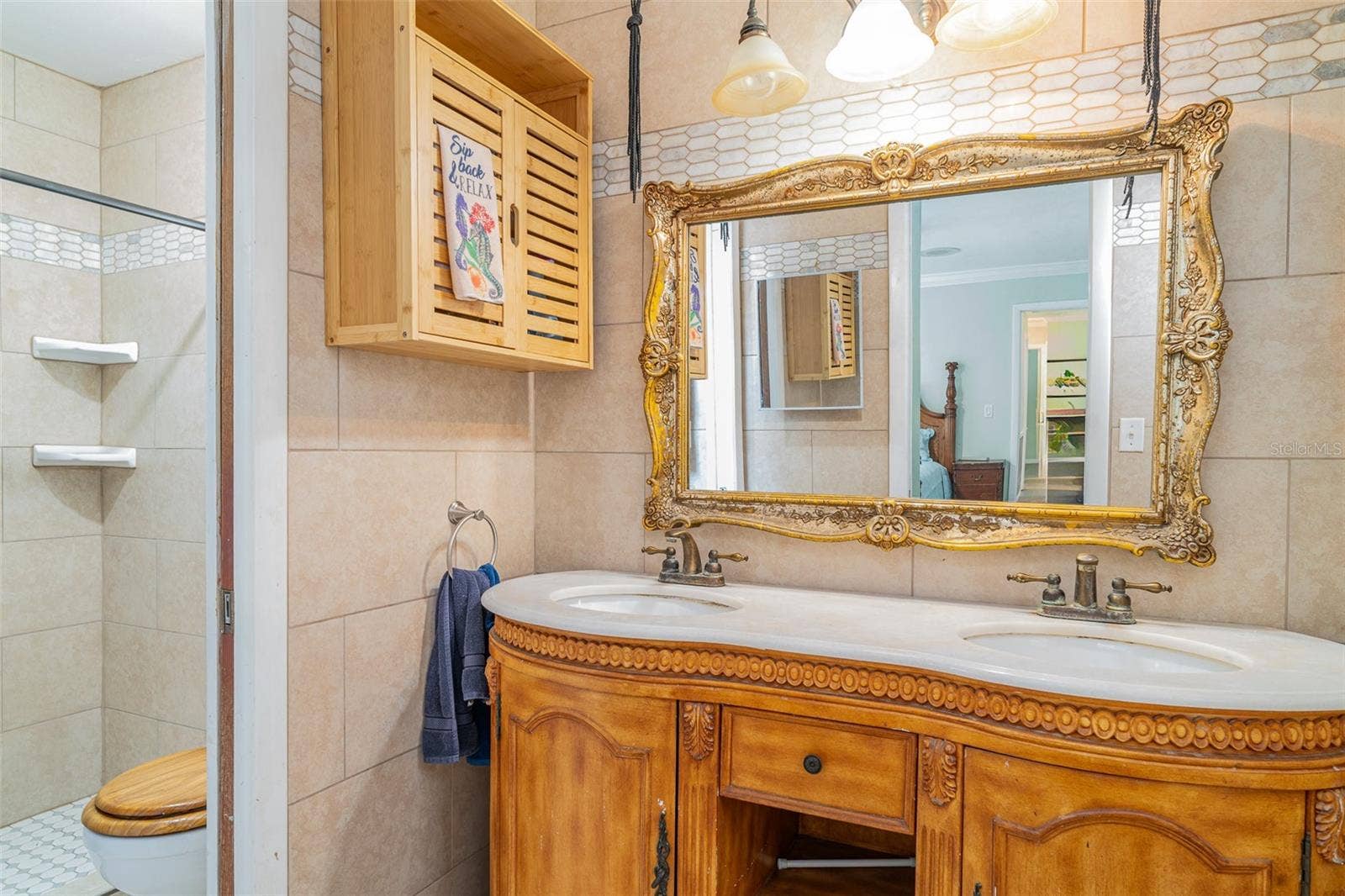 1305 GREENFIELD CIRCLE, Venice, FL 34292 Primary Bath with Pool Access