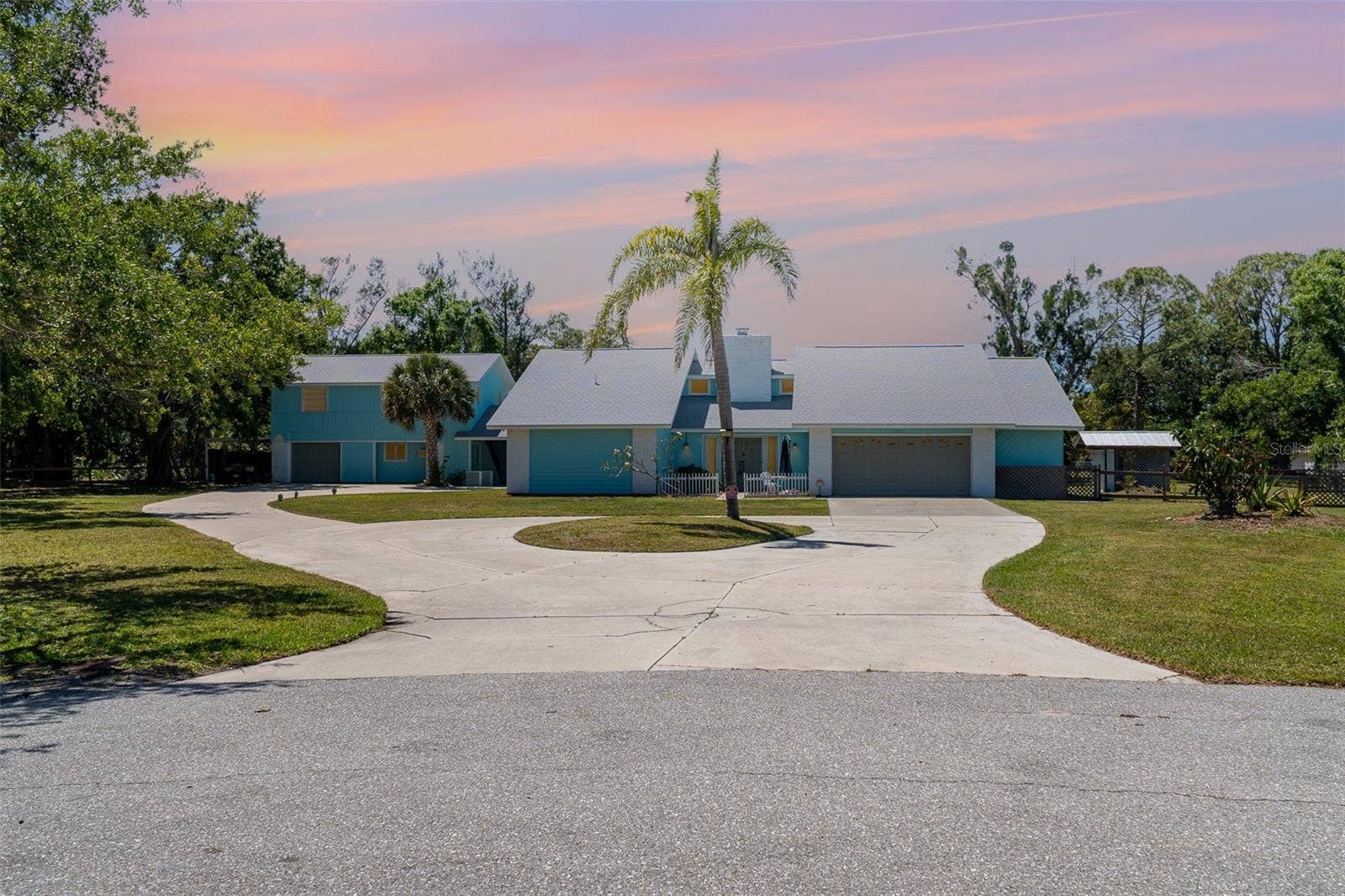 1305 GREENFIELD CIRCLE, Venice, FL 34292 1305 GREENFIELD CIRCLE, Venice, FL 34292