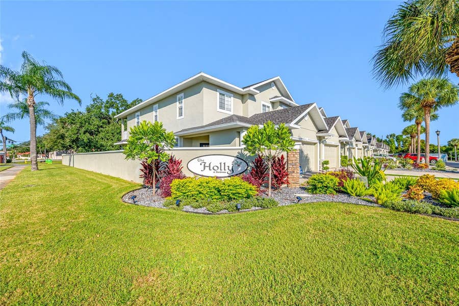 Property photo for 9719 TAYLOR ROSE LANE, Seminole, FL