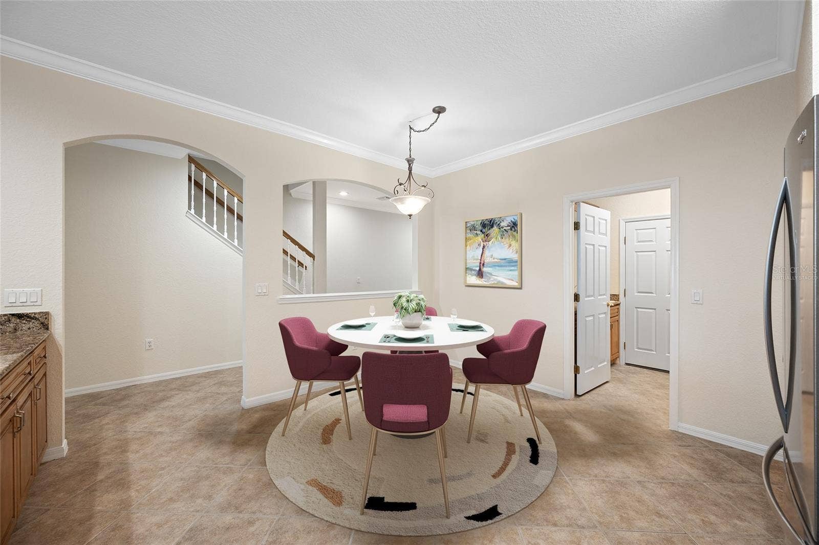 Virtually Staged Eat-in Kitchen!