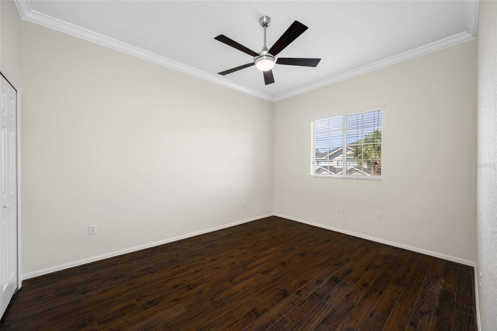 Guest Room - Crown Molding & Engineered Hardwood Flooring!